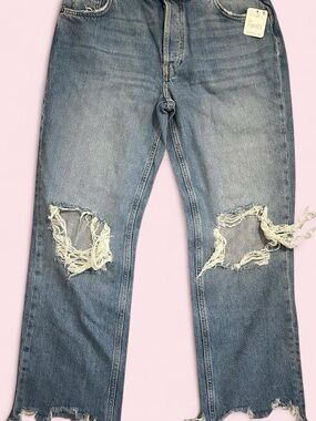 We The Free Distressed Light Blue Cropped Jeans